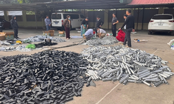 Bắc Giang: Triệt phá đường dây sản xuất vật liệu nổ, linh kiện súng đặc biệt lớn